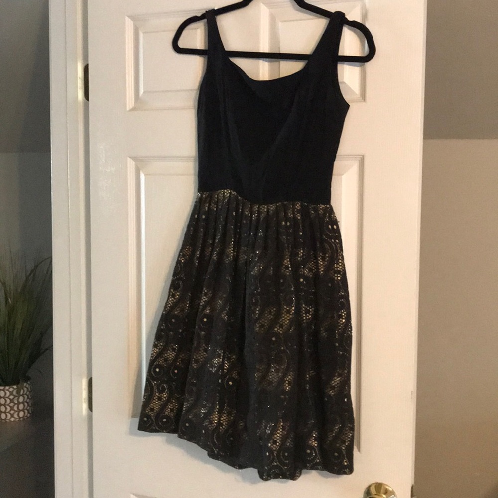 Vintage 1960s cocktail dress - Picture 2 of 5